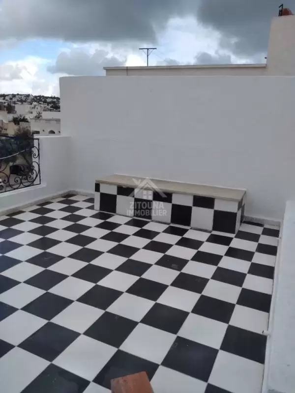 A louer un étage de villa à la Marsa