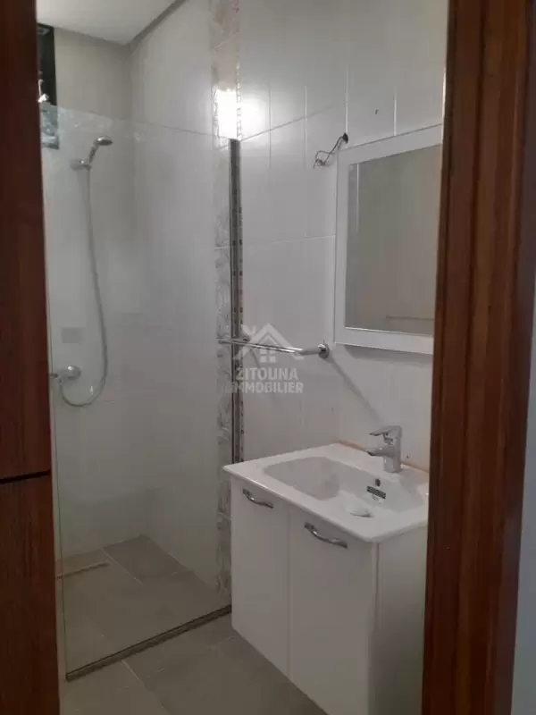 A louer un duplex s+3 à la Marsa Cite El Mareh