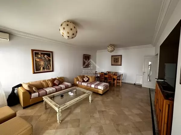 A louer un appartement s+3 à la Marsa plage