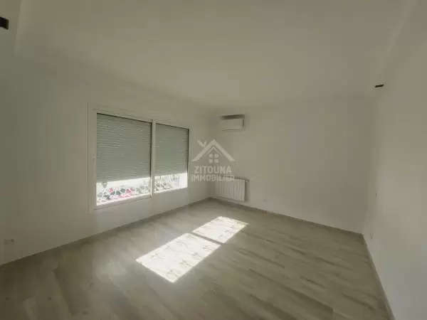 A louer un appartement s+2 à Gammarth supérieur