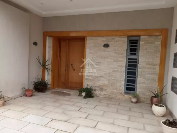 A Vendre une villa à l'ARIANNA