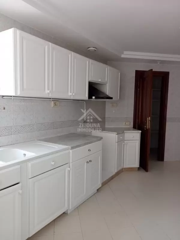 à louer un appartement à la marsa plage