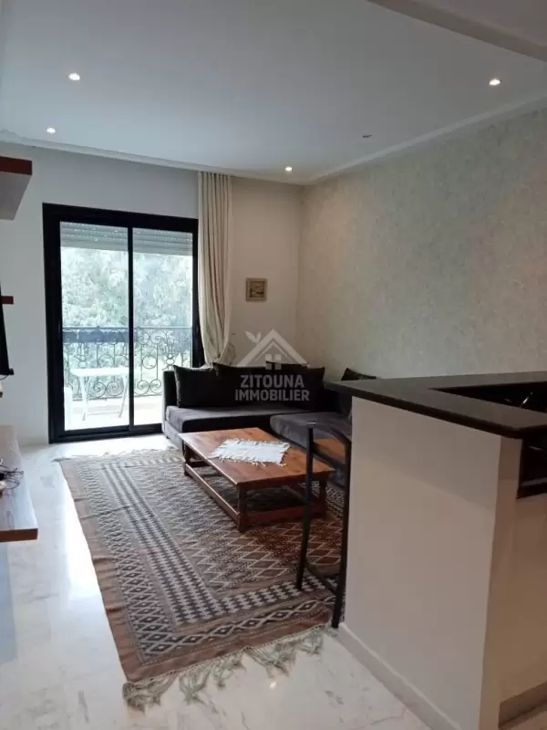 A Louer un appartement s+2 luxueusement meublé à la Marsa