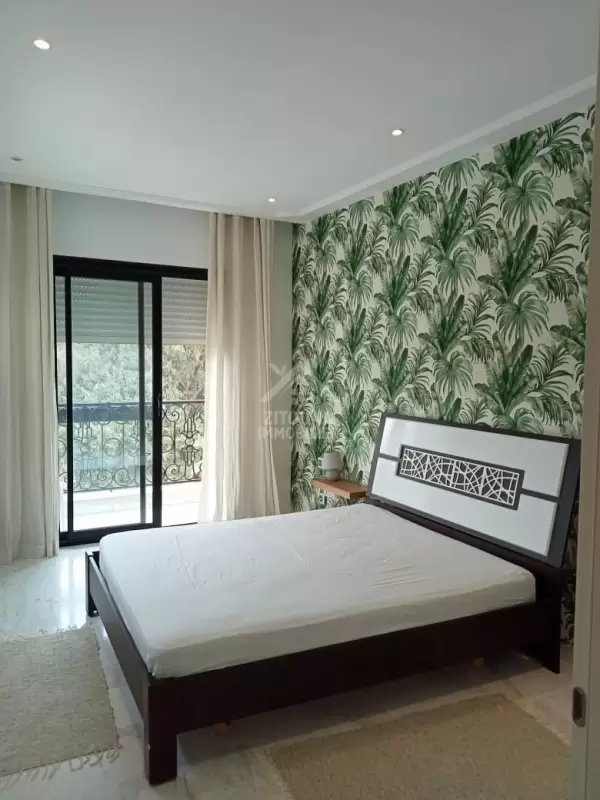 A Louer un appartement s+2 luxueusement meublé à la Marsa