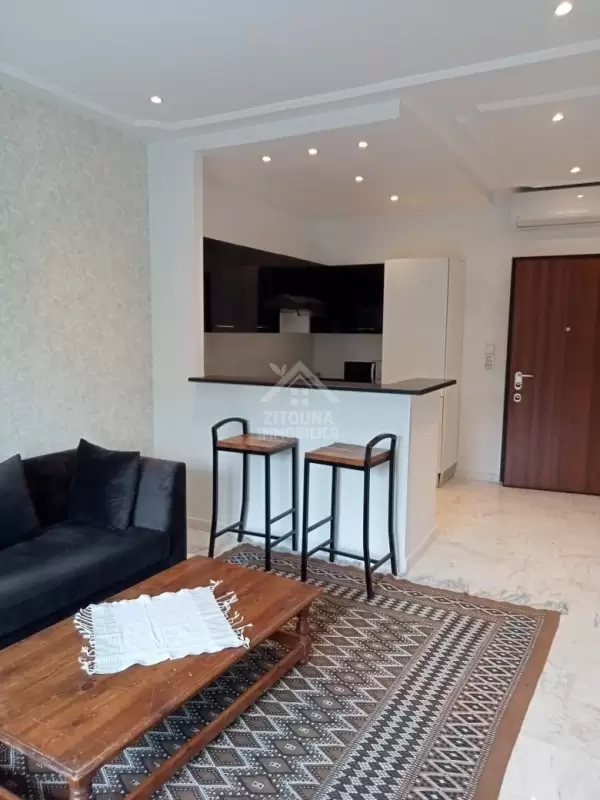 A Louer un appartement s+2 luxueusement meublé à la Marsa