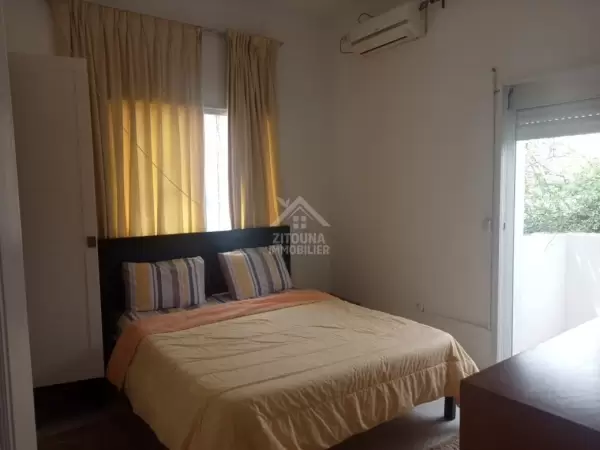 A Louer un spacieux appartement meublé à la Marsa Corniche