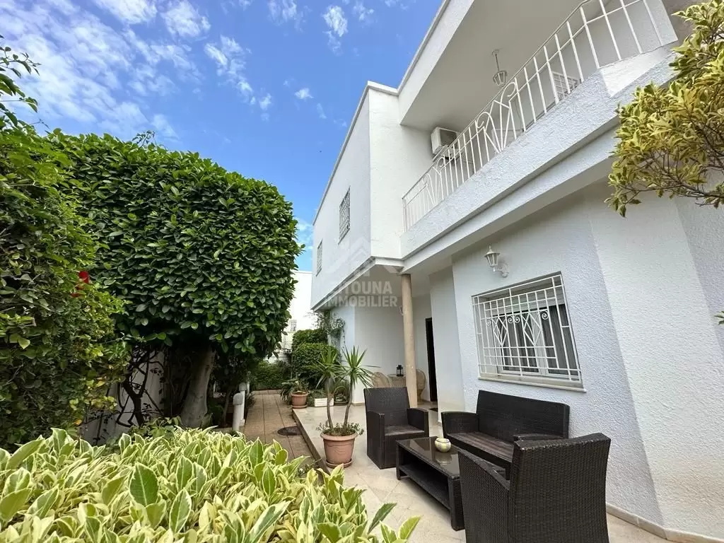 Très belle villa de Maître à vendre