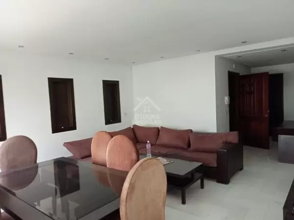 A vendre un appartement s+3 à Gammarth