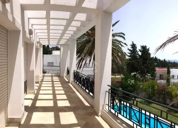 A LOUER une magnifique villa à Gammarth supérieur