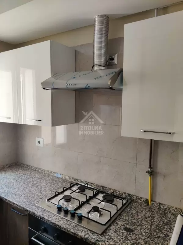 A vendre un studio meublé à cité Salema l'aouina