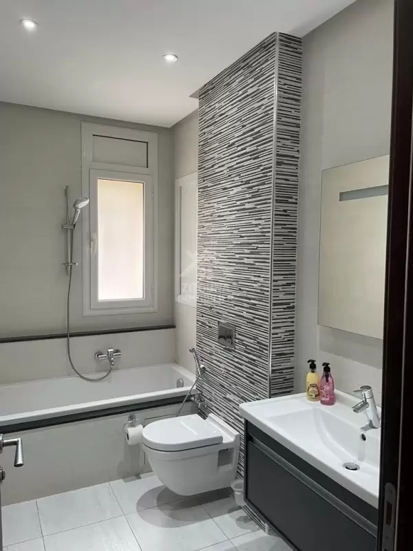 A louer un appartement s+2 non meublé aux jardins de Carthage