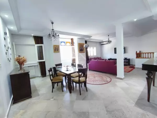 A louer un bel appartement meublé à Sidi Bousaid avec une belle terrasse