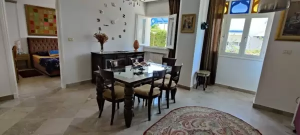 A louer un bel appartement meublé à Sidi Bousaid avec une belle terrasse