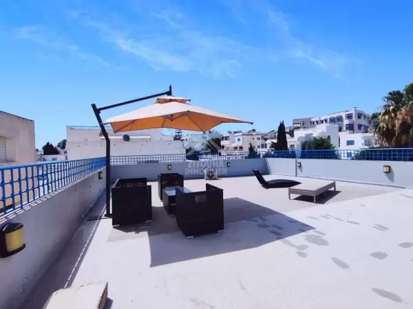 A louer un bel appartement meublé à Sidi Bousaid avec une belle terrasse