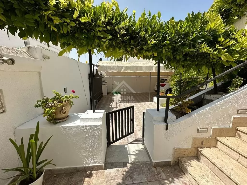 à vendre une villa style provençal à la marsa