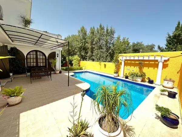 à vendre une villa style provençal à la marsa