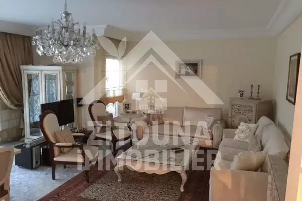 A louer un beau duplex richement meublé