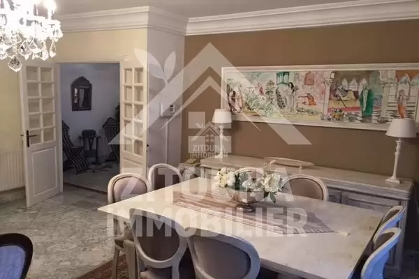 A louer un beau duplex richement meublé