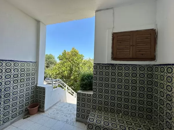 A louer un étage de villa à La Marsa ville