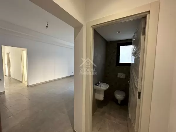 A louer un bel appartement aux jardins de carthage