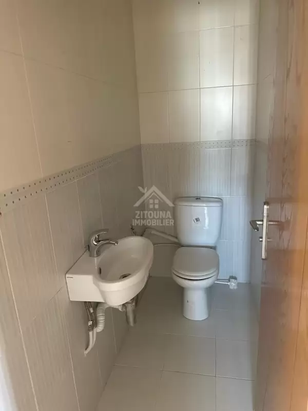 A Vendre un bel appartement aux Berges du lac 2