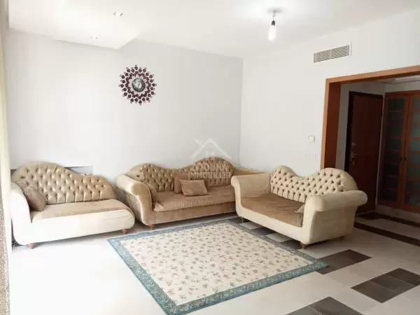 A louer un appartement s+2 avec jardin à Sidi Daoued