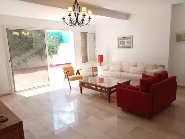 A louer une belle villa à Sidi Bousaid