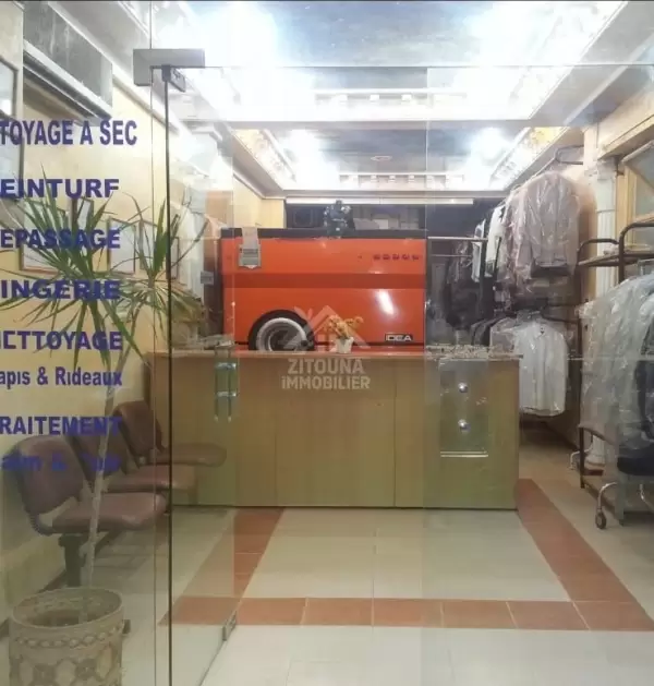 A VENDRE un fond de commerce avec protefeuille d'un pressing à kheireddine pacha Tunis