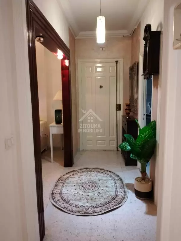 A Vendre un appartement S+3 à Borj Louzir