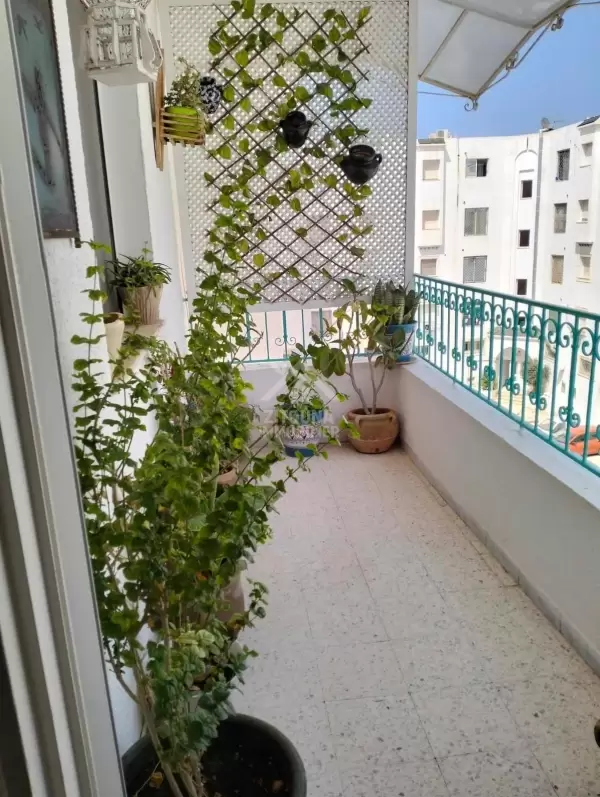 A Vendre un appartement S+3 à Borj Louzir