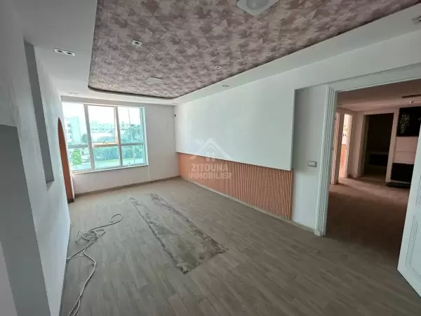 A Vendre un appartement s+2 à la Soukra