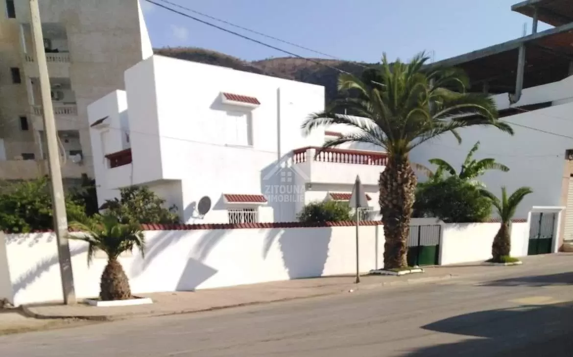 A Vendre un beau duplex à Ghar el Melh
