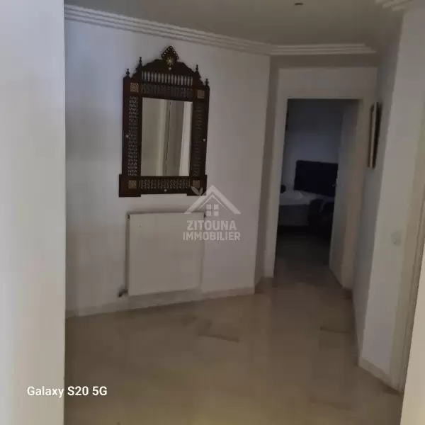 A Louer un bel appartement S+3 à la Marsa