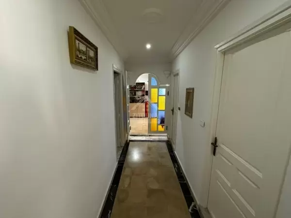 A Vendre une grande villa à Raoued