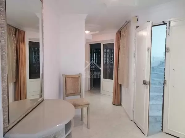 A Vendre une grande villa à Raoued