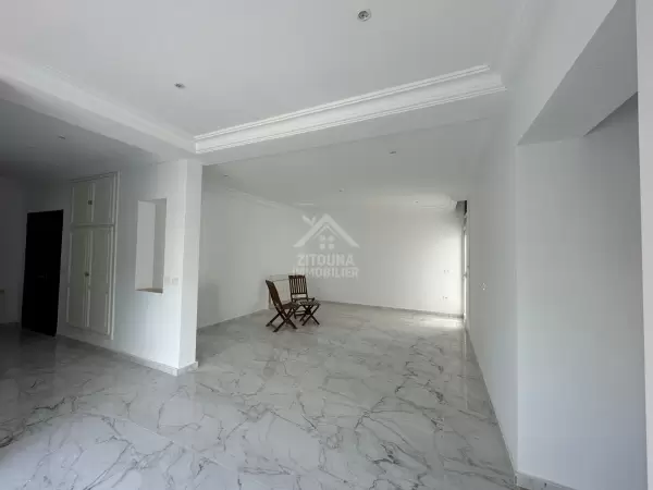A louer un appartement jamais habite à la Marsa ville