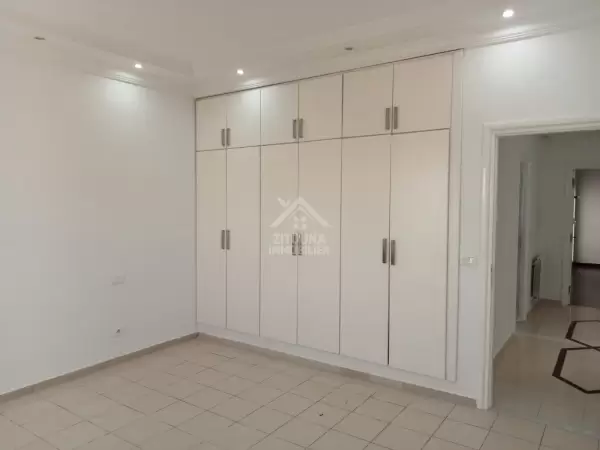 A louer une villa à Gammarth Supérieur