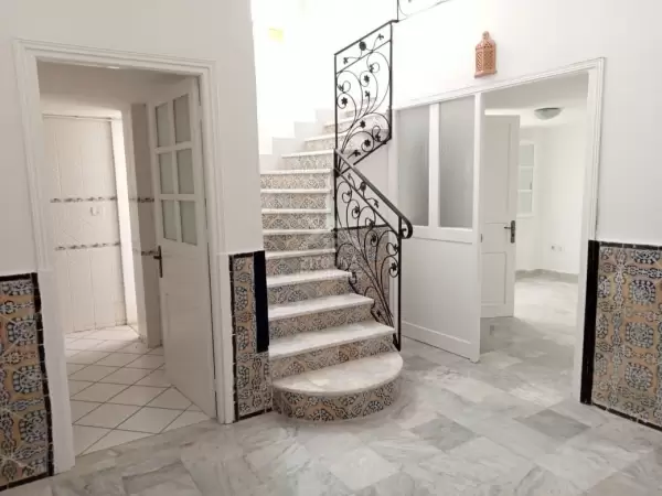 A louer un Bureau à la Marsa Plage