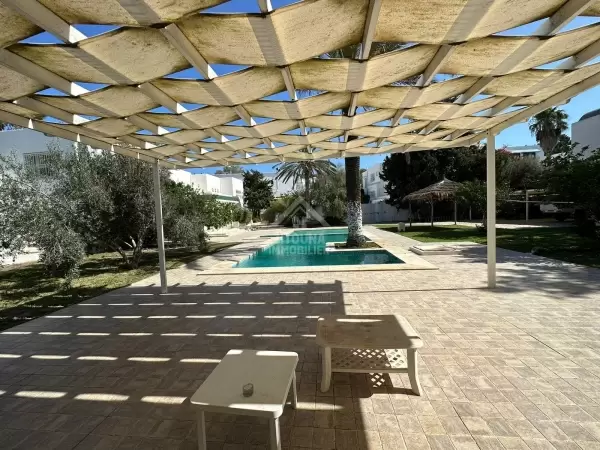 A Vendre une villa de charme à Sidi Bou Said