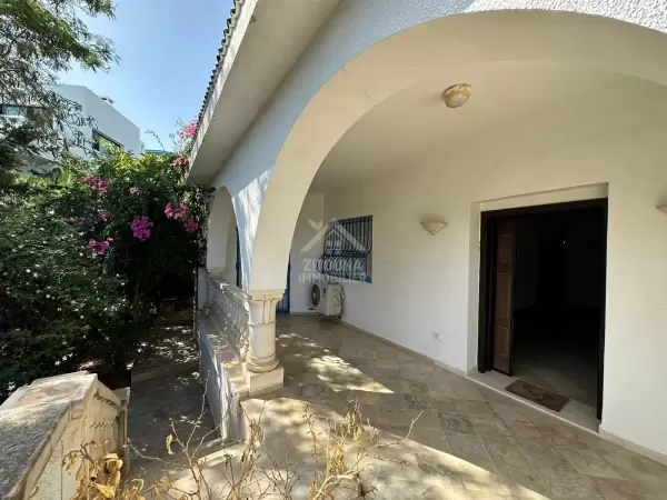 A vendre une belle villa à Sidi Bou Said