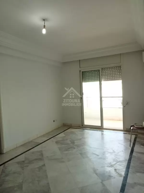 A Louer un appartement S+1 à l'aouina