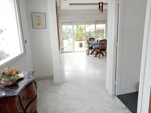 A louer un appartement s+3 meublé à la Marsa
