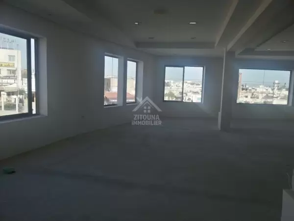 A louer un local commercial en gérance libre à El Mourouj 1