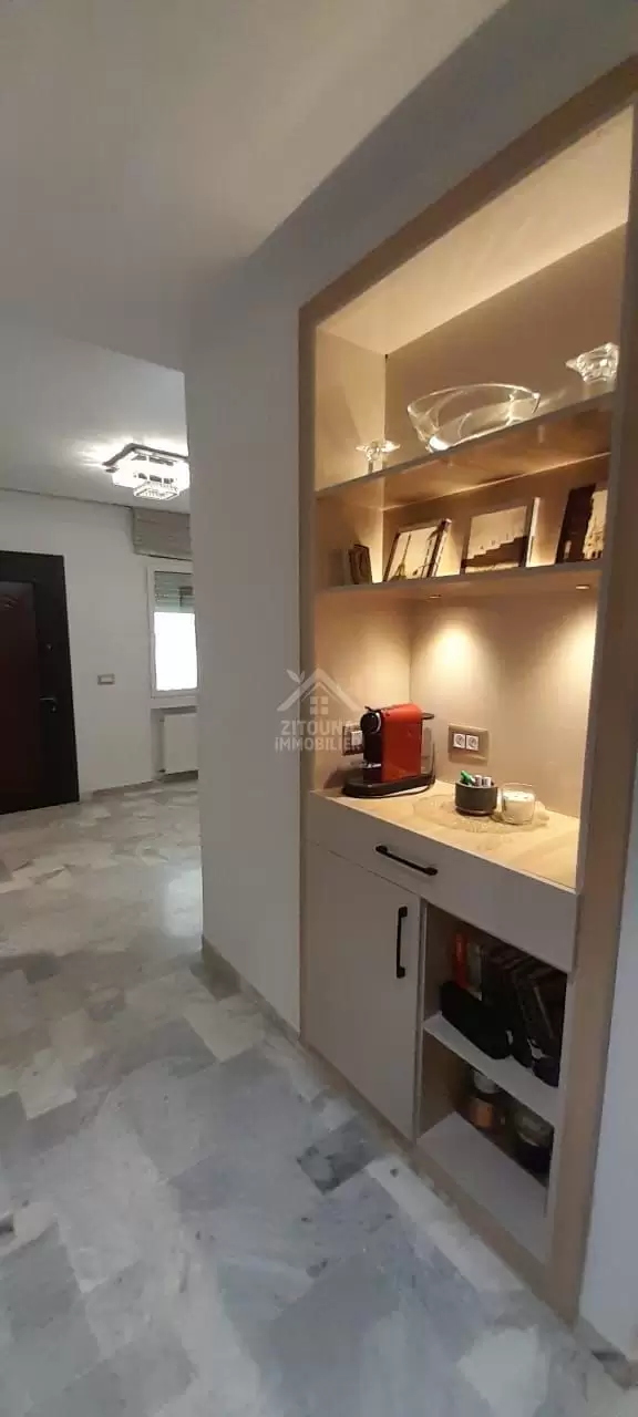 A vendre un Triplex à la Marsa Route du Relais