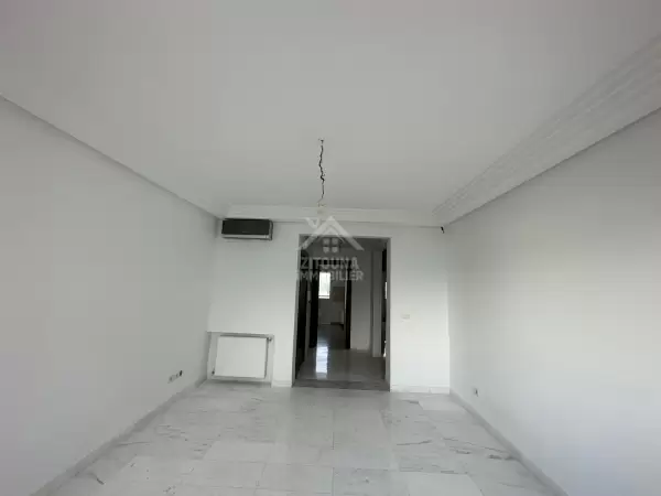 A vendre un appartement à Gammarth Superieure