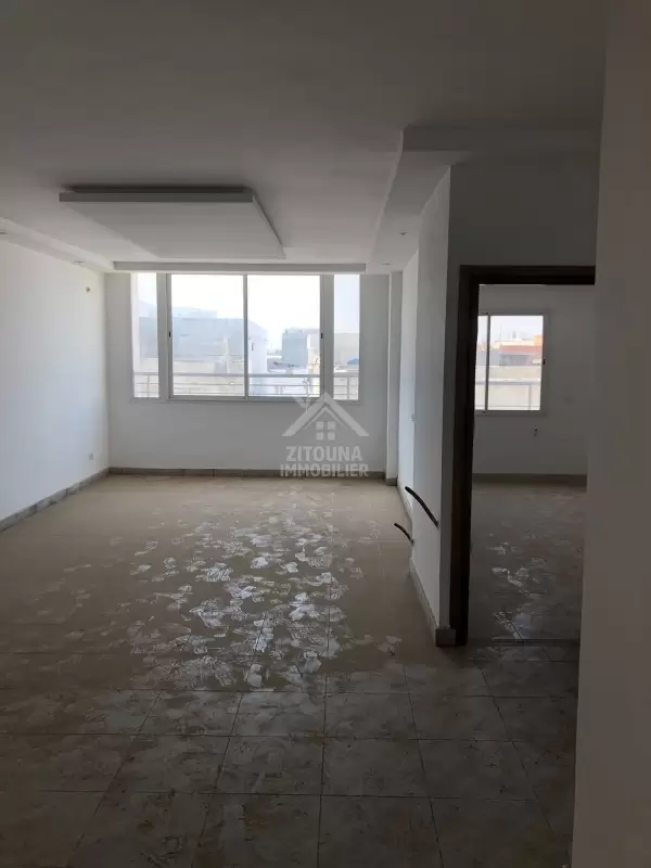 A louer un appartement S+2 neuf à Bhar Lazreg