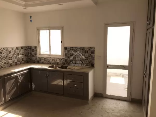 A louer un appartement S+2 neuf à Bhar Lazreg