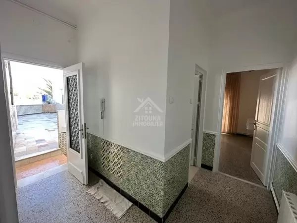 A louer un appartement S+2 à La Marsa Ville