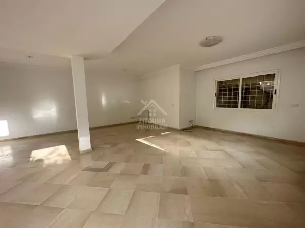 A louer un duplex S+3 à la Marsa Route du Relais