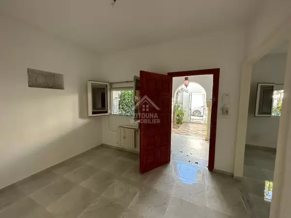 A louer un Rez de Chaussée de villa à la Marsa